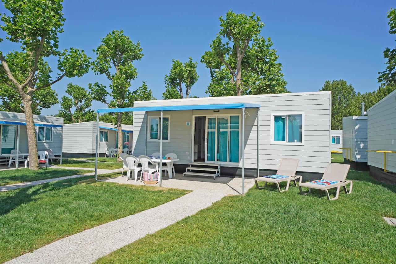 San Francesco Camping Village Дезенцано-дель-Гарда Экстерьер фото