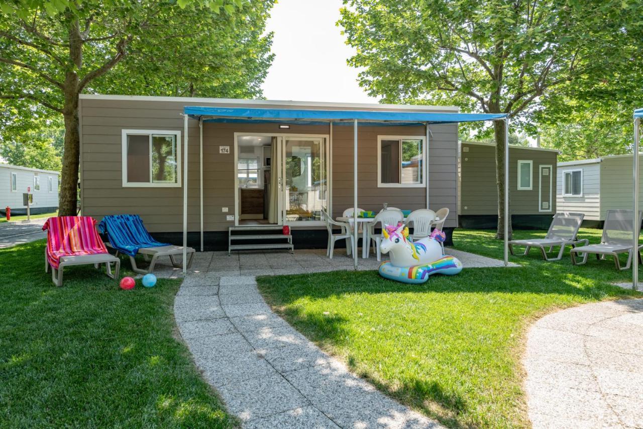San Francesco Camping Village Дезенцано-дель-Гарда Экстерьер фото