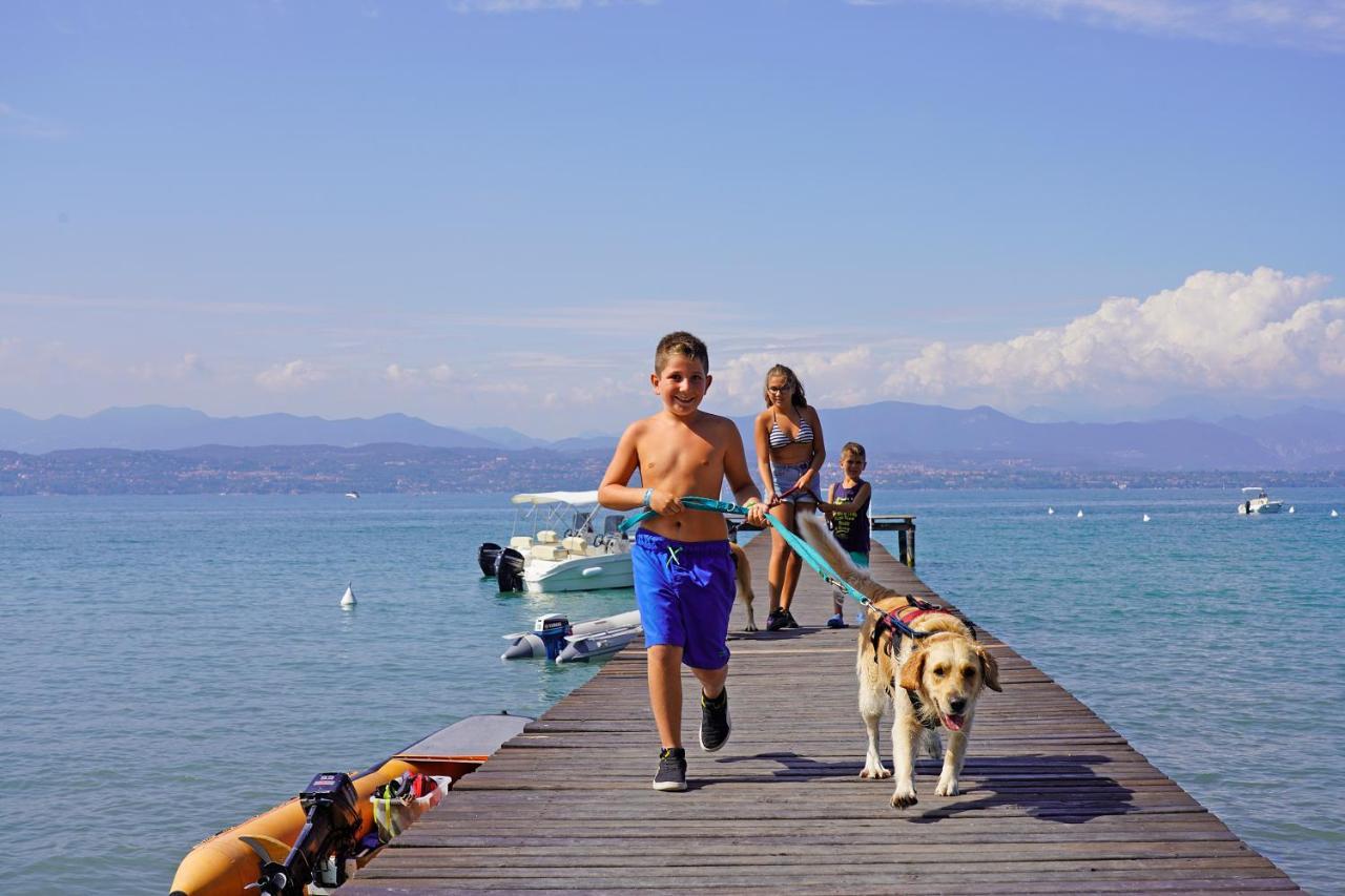 San Francesco Camping Village Дезенцано-дель-Гарда Экстерьер фото