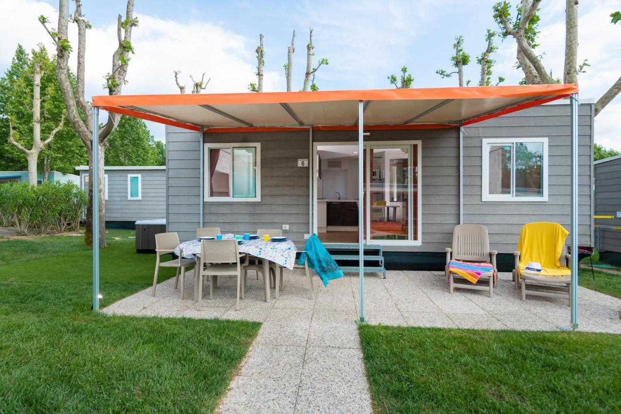 San Francesco Camping Village Дезенцано-дель-Гарда Экстерьер фото