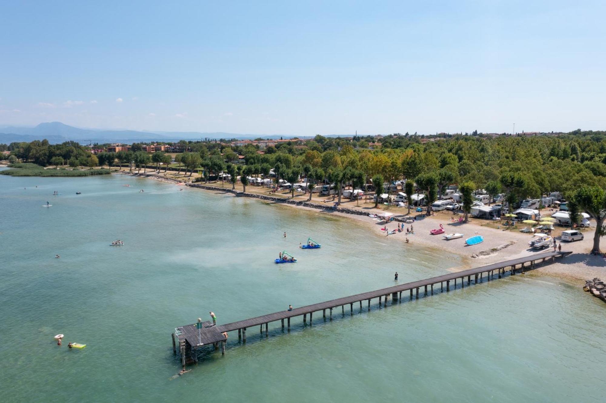 San Francesco Camping Village Дезенцано-дель-Гарда Экстерьер фото