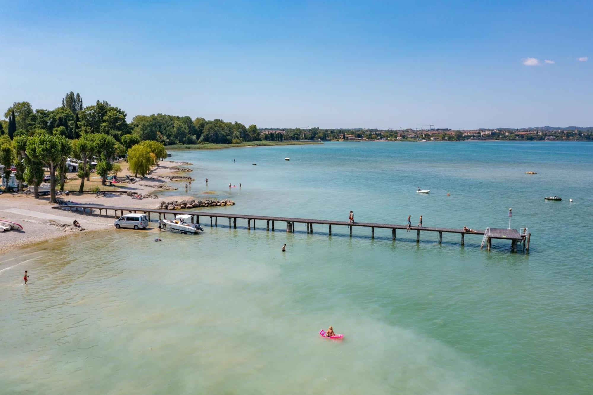San Francesco Camping Village Дезенцано-дель-Гарда Экстерьер фото