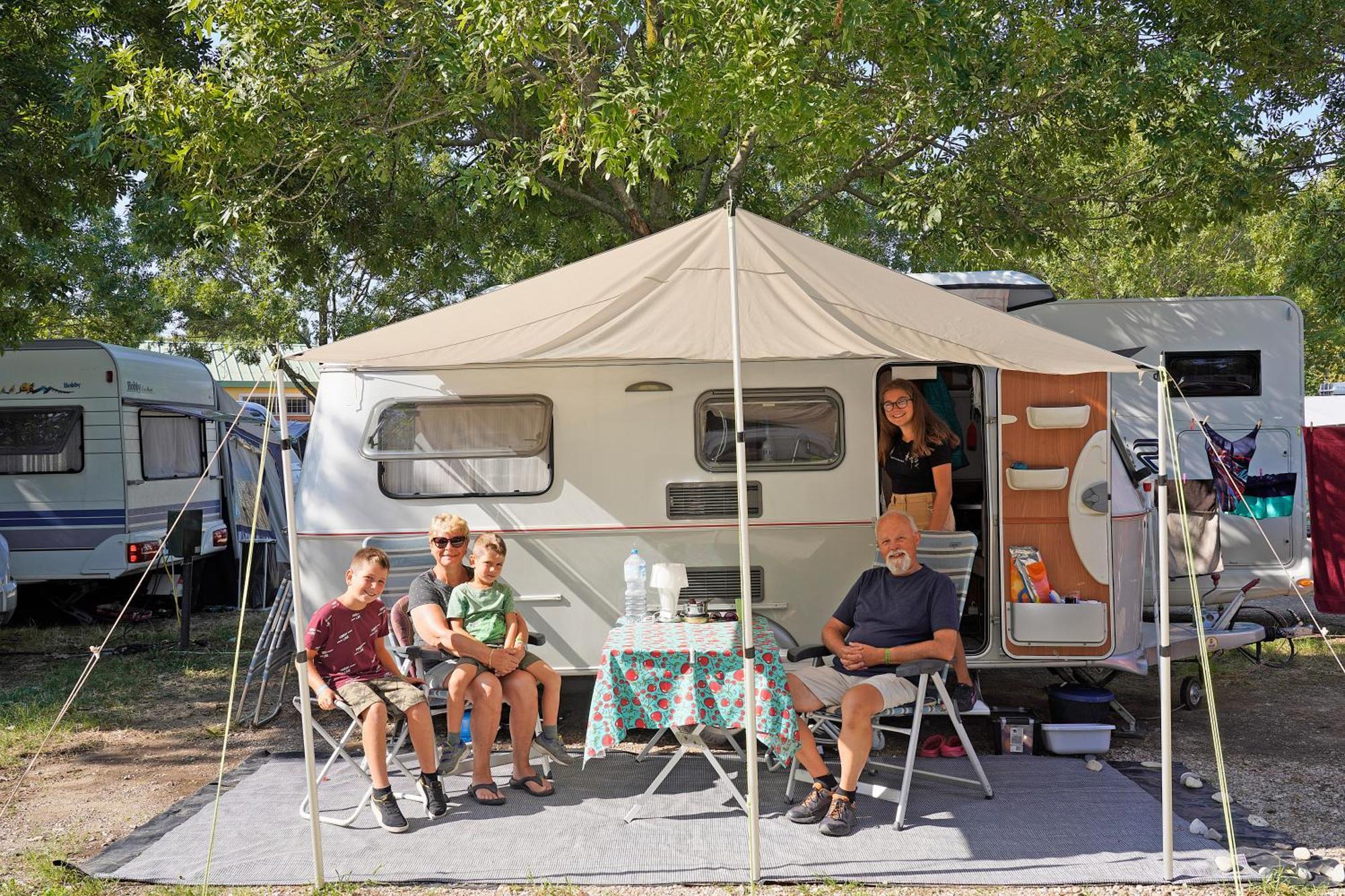 San Francesco Camping Village Дезенцано-дель-Гарда Экстерьер фото