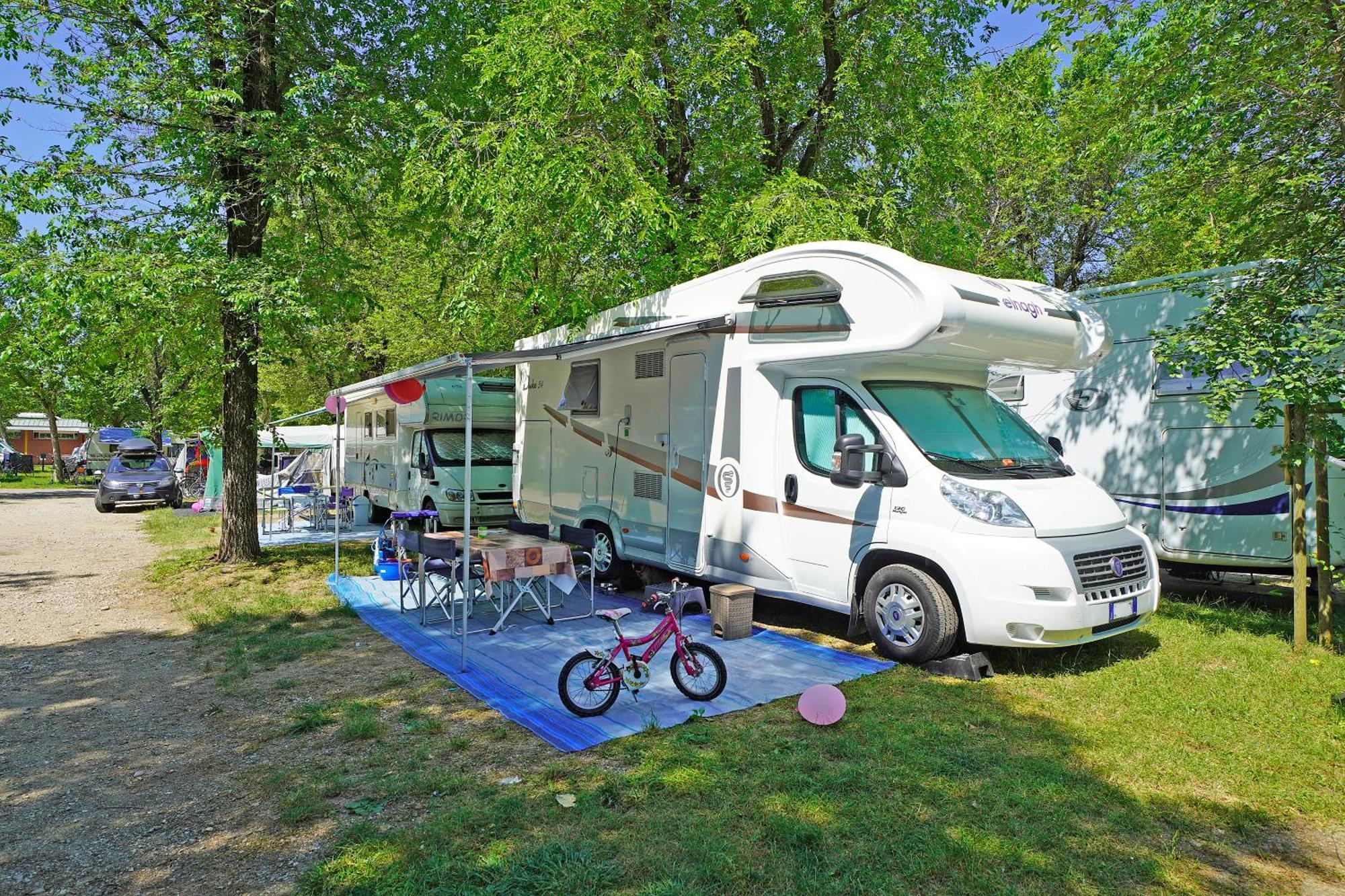 San Francesco Camping Village Дезенцано-дель-Гарда Экстерьер фото